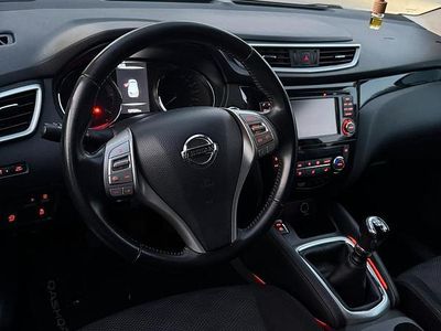 Usata Nissan Qashqai 2016 Grigio SUV