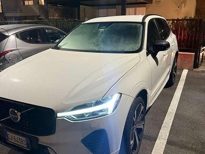Usata Volvo XC60 R-Design 197 CV (144 kW) 2022 Bianco SUV