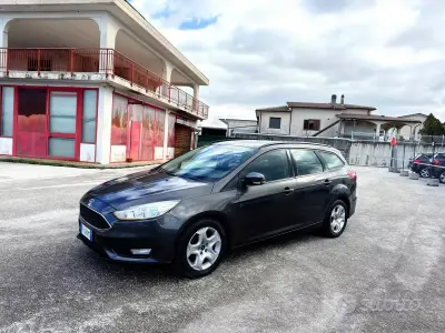 Occasion Ford Focus 95 ch (69 kW) 2016 Marron Break