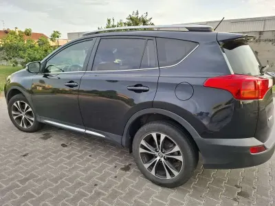 Usata Toyota RAV4 124 CV (91 kW) 2015 SUV