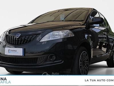 Usata Lancia Ypsilon Gold 69 CV (50 kW) 2024 Nero Utilitaria