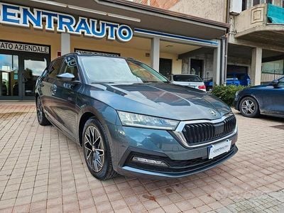 Usata Skoda Octavia Executive 150 CV (110 kW) 2021 Grigio Station wagon