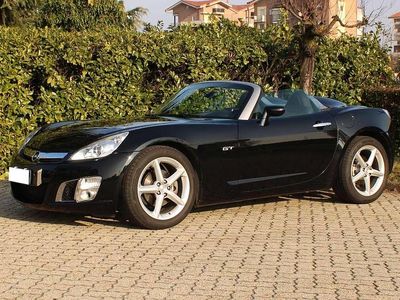 Usata Opel GT 264 CV (194 kW) 2008 Onyxschwarz Cabrio