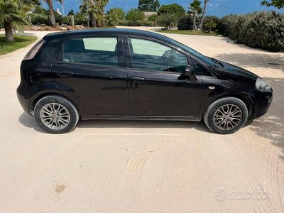 Usata Fiat Punto 85 CV (62 kW) 2013 Nero Utilitaria