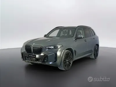 Usata BMW X5 M Sport 297 CV (218 kW) 2025 Grigio SUV