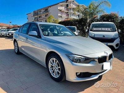 Usata BMW 318 Efficient Dynamics 143 CV (105 kW) 2015 Grigio Berlina