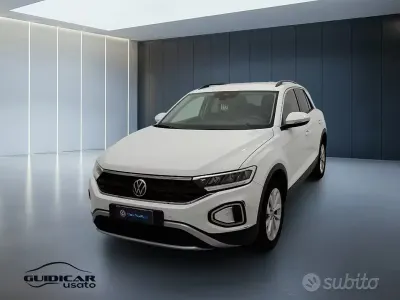 Usata VW T-Roc Edition 116 CV (85 kW) 2024 Bianco SUV