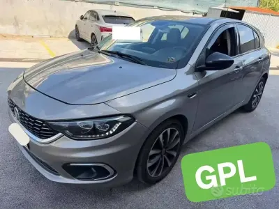 Usado Fiat Tipo Lounge 120 CV (88 kW) 2017 Berlina