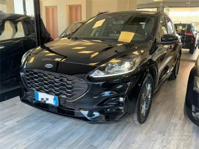 Usata Ford Kuga ST-Line X 120 CV (88 kW) 2021 Nero SUV