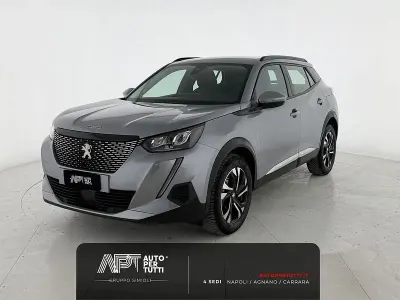 Usata Peugeot 2008 Allure 102 CV (75 kW) 2021 Grigio SUV