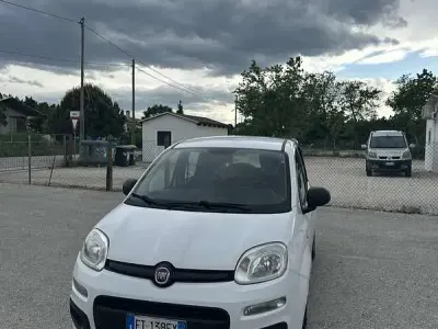 Usata Fiat Panda Lounge 60 CV (44 kW) 2014 Utilitaria