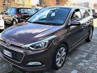 Usata Hyundai i20 Style 90 CV (66 kW) 2015 Marrone Berlina