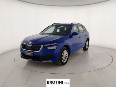 Usata Skoda Kamiq Ambition 95 CV (69 kW) 2023 Blu metallizzato SUV