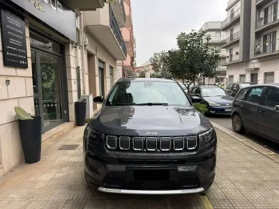 Usata Jeep Compass Limited 131 CV (96 kW) 2021 Grigio SUV