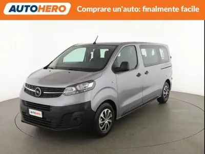 Usata Opel Vivaro-e Combi Essentia 120 CV (88 kW) 2022 Argento Monovolume