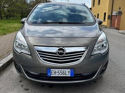 Usata Opel Meriva 102 CV (75 kW) 2011 Grigio Monovolume