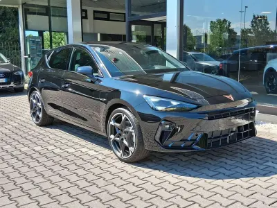 Nuova Cupra Leon 150 CV (110 kW) 2026 Midnight blak Berlina
