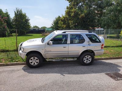 usata Opel Frontera 2.2 d gancio traino e blocco arb