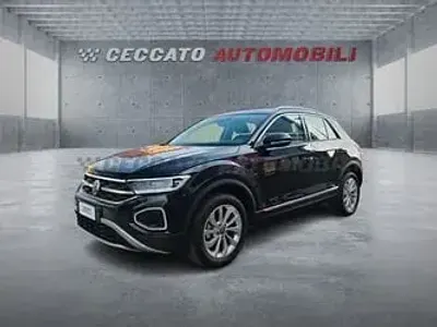 Usata VW T-Roc R-line Plus 116 CV (85 kW) 2025 Grigio SUV