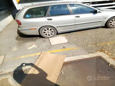 Usata Volvo V40 116 CV (85 kW) 2001 Station wagon
