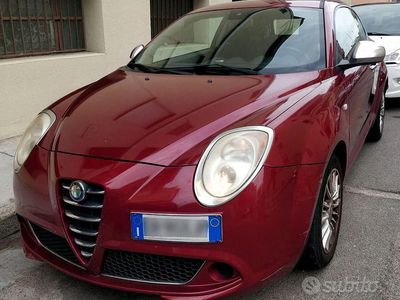 Usata Alfa Romeo MiTo Super 70 CV (51 kW) 2011 Rosso Utilitaria