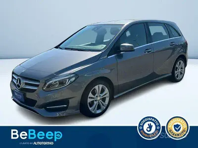 Usata Mercedes B180 Premium 109 CV (80 kW) 2016 Grigio metallizzato Utilitaria