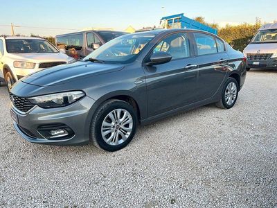 Usata Fiat Tipo Lounge 95 CV (69 kW) 2018 Grigio Berlina