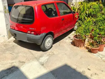 Usata Fiat 600 54 CV (39 kW) 2000 Rosso Berlina