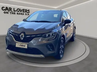 Usata Renault Captur Intens 101 CV (74 kW) 2023 Xnk be style milano (grigio SUV