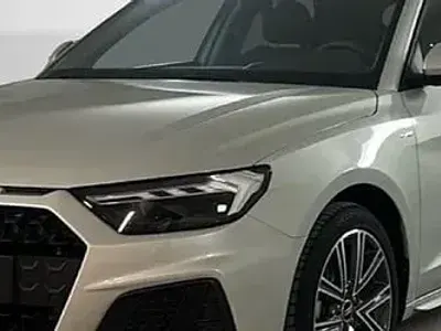 Usata Audi A3 Sportback S-Line 116 CV (85 kW) 2022 Grigio Utilitaria