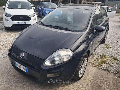 Usata Fiat Punto 69 CV (50 kW) 2015 Utilitaria