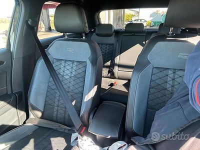 Usata VW T-Roc 150 CV (110 kW) 2023 Nero SUV