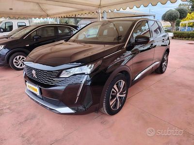 Usata Peugeot 3008 Allure 131 CV (96 kW) 2022 Nero SUV