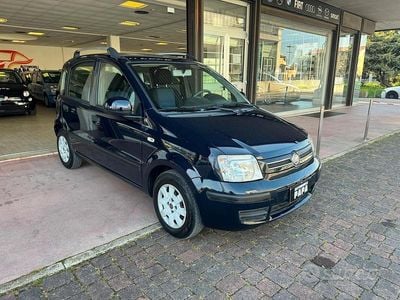 Usata Fiat Panda Dynamic 69 CV (50 kW) 2011 Blu Utilitaria
