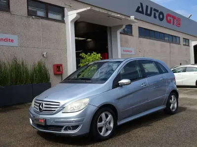 Usata Mercedes B180 Chrome 109 CV (80 kW) 2006 Grigio Monovolume