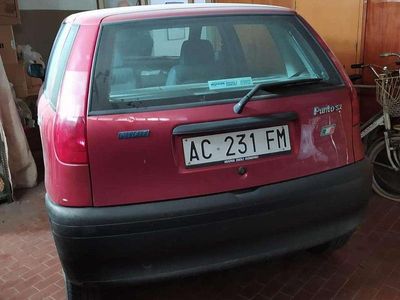 Usata Fiat Punto 73 CV (53 kW) 1994 Rosso Berlina