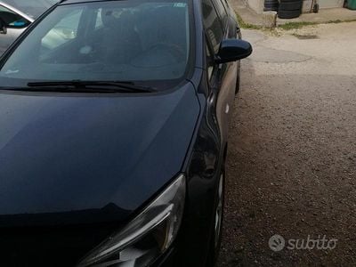 Usata Opel Astra 110 CV (80 kW) 2011 Station wagon