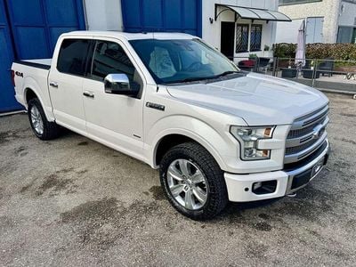 Usata Ford F-150 Platinum 370 CV (272 kW) 2016 White perl Pick-up