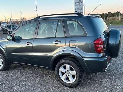 Usata Toyota RAV4 Sol 115 CV (84 kW) 2005 Nero SUV