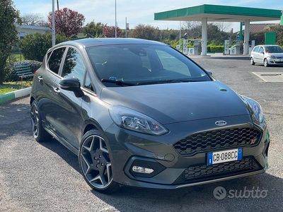 Usata Ford Fiesta ST 205 CV (150 kW) 2020 Grigio Utilitaria