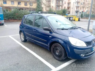Usata Renault Scenic E-Tech 106 CV (77 kW) 2008 Blu Monovolume