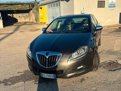 Usata Lancia Delta 120 CV (88 kW) 2009 Grigio Utilitaria