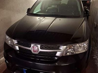 Usata Fiat Freemont Lounge 170 CV (125 kW) 2014 Nero SUV