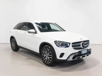 Usata Mercedes GLC220 194 CV (142 kW) 2021 Bianco SUV