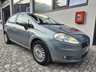 Usata Fiat Grande Punto 75 CV (55 kW) 2007 Argento Utilitaria