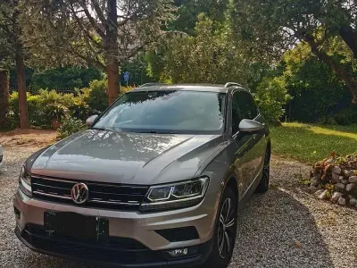 Usata VW Tiguan Style 150 CV (110 kW) 2017 Grigio SUV