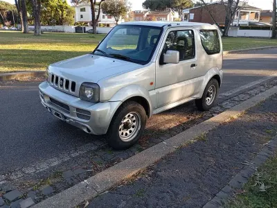 Begagnad Suzuki Jimny 86 HK (63 kW) 2006 SUV