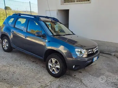 Usata Dacia Duster 109 CV (80 kW) 2016 Grigio SUV