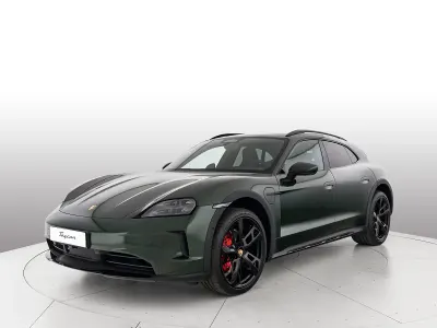 Nuova Porsche Taycan 4S Cross Turismo Cross Turismo 319 kW (435 CV) 2026 Oak green neo metallizzato Station wagon