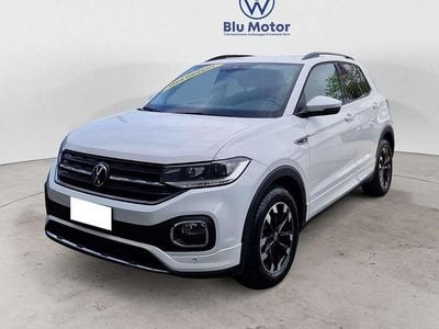 Usado VW T-Cross R-line 116 CV (85 kW) 2023 Blanco SUV